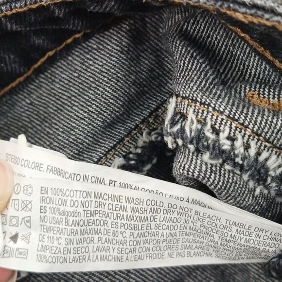 Forever 21 Womens M Blue Denim Mini Skirt Raw Hem Distressed Asymmetrical Cut - Picture 5 of 5